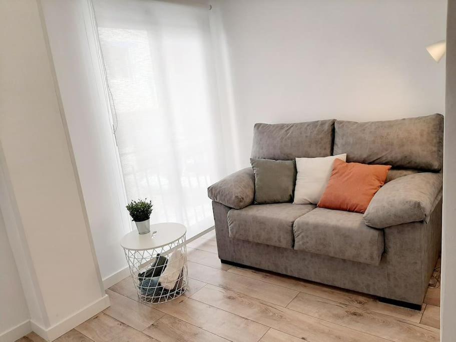 Confortable Apartamento En Elche Dış mekan fotoğraf